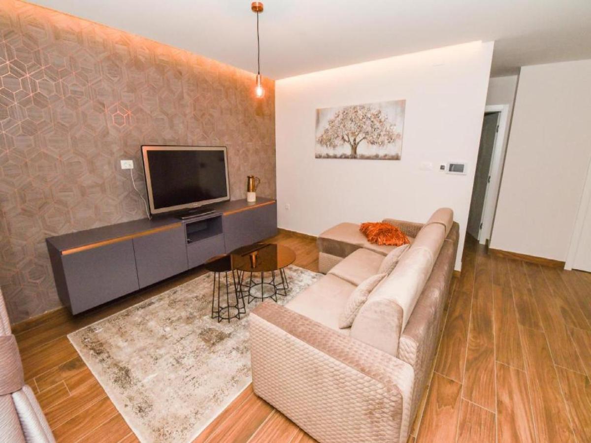 Calypso Royal Apartment Zara Esterno foto