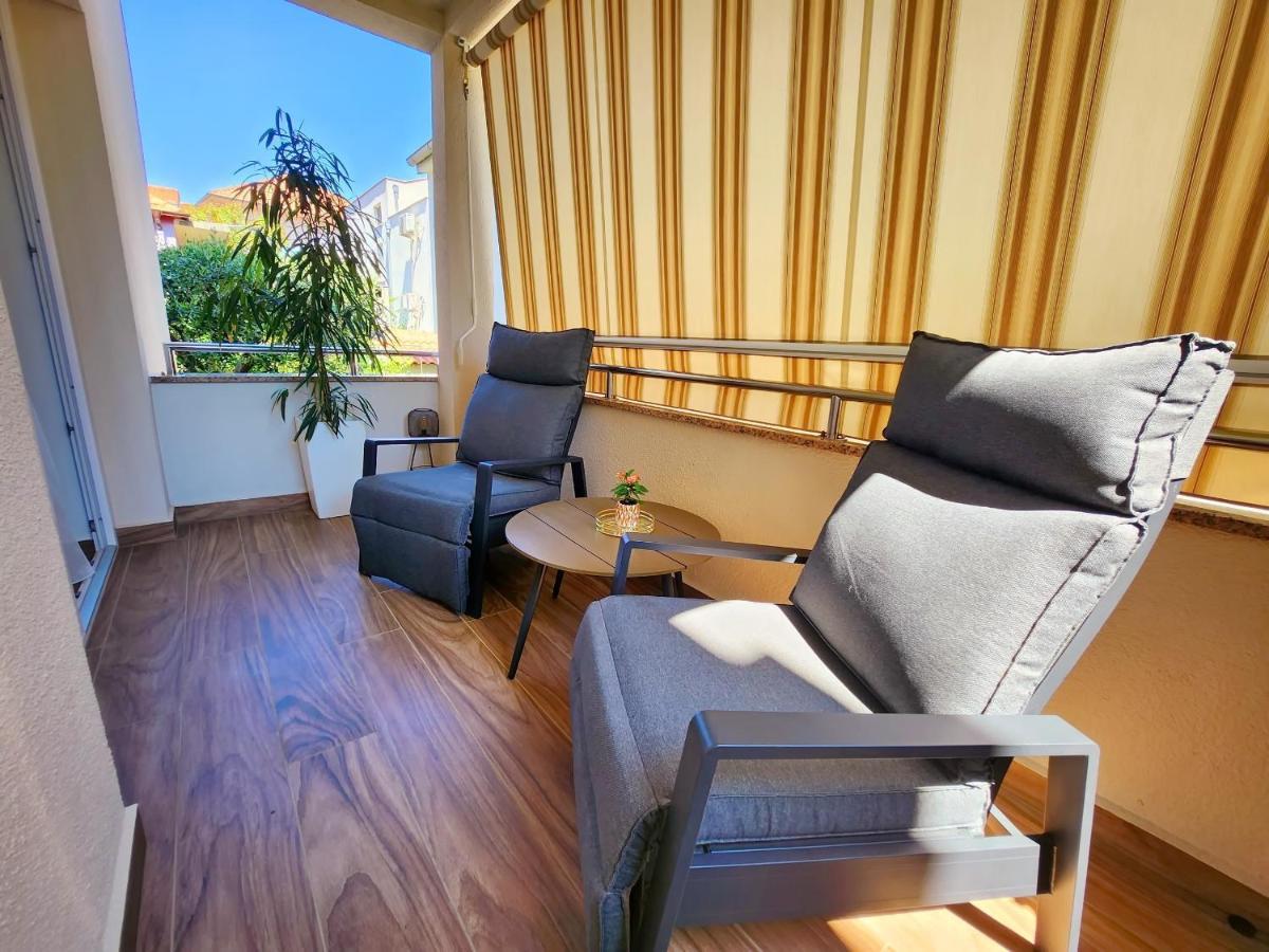Calypso Royal Apartment Zara Esterno foto